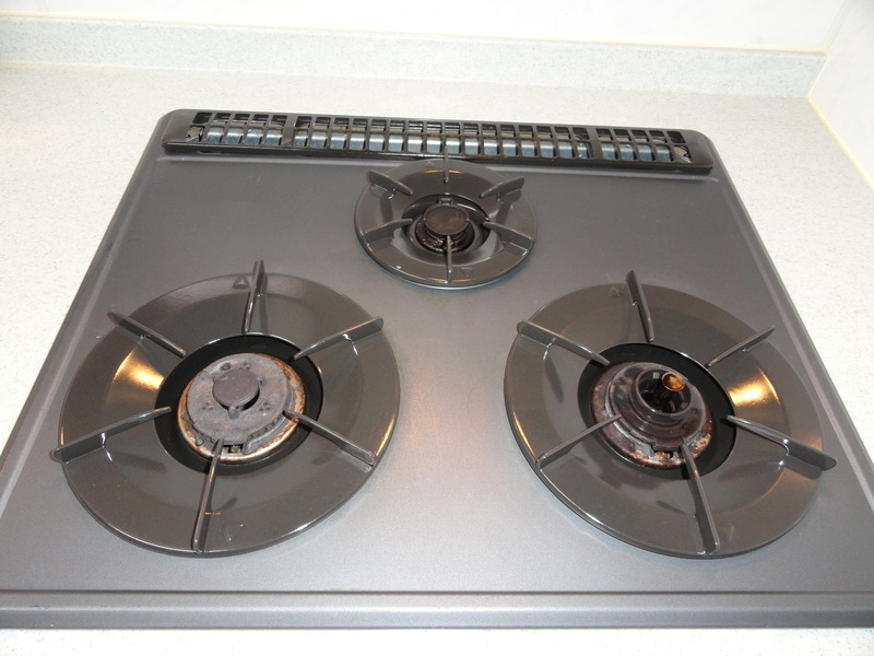 システムキッチンなら部品交換で新品の輝き！